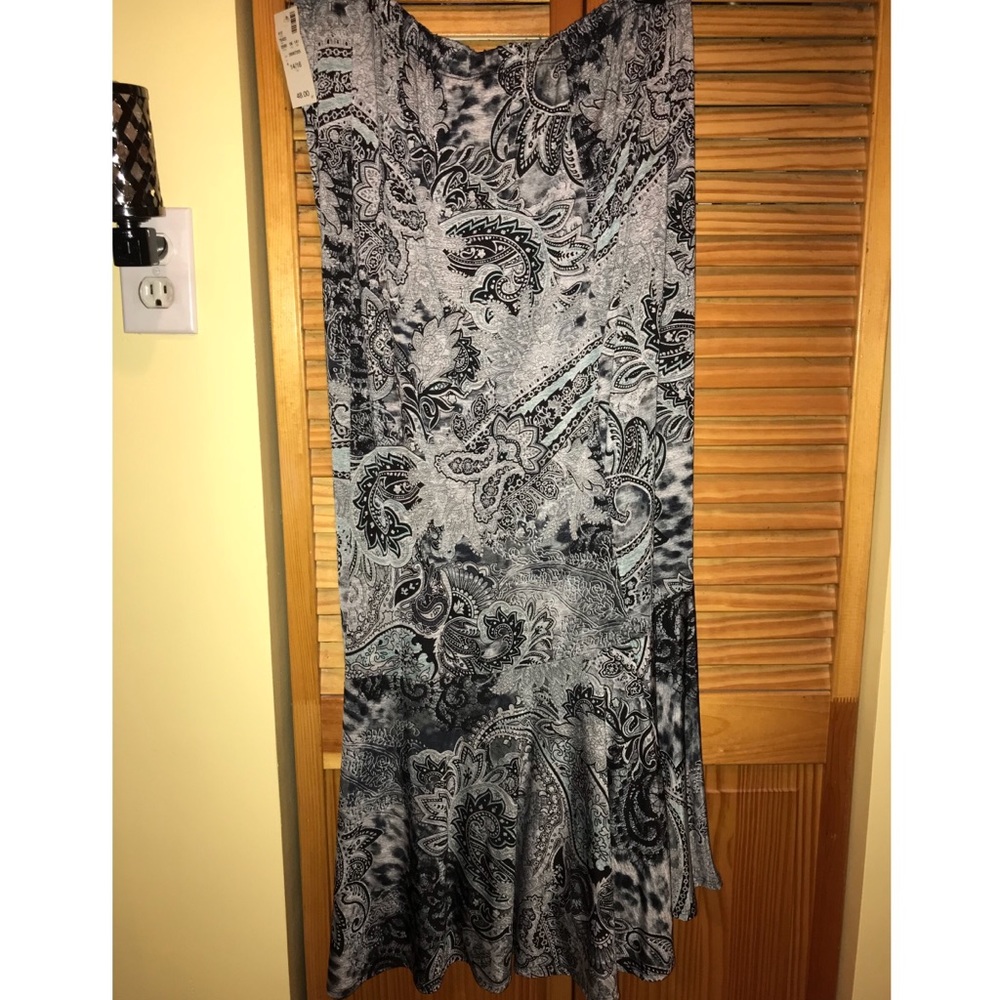 Avenue - Never worn beautiful Long Skirt